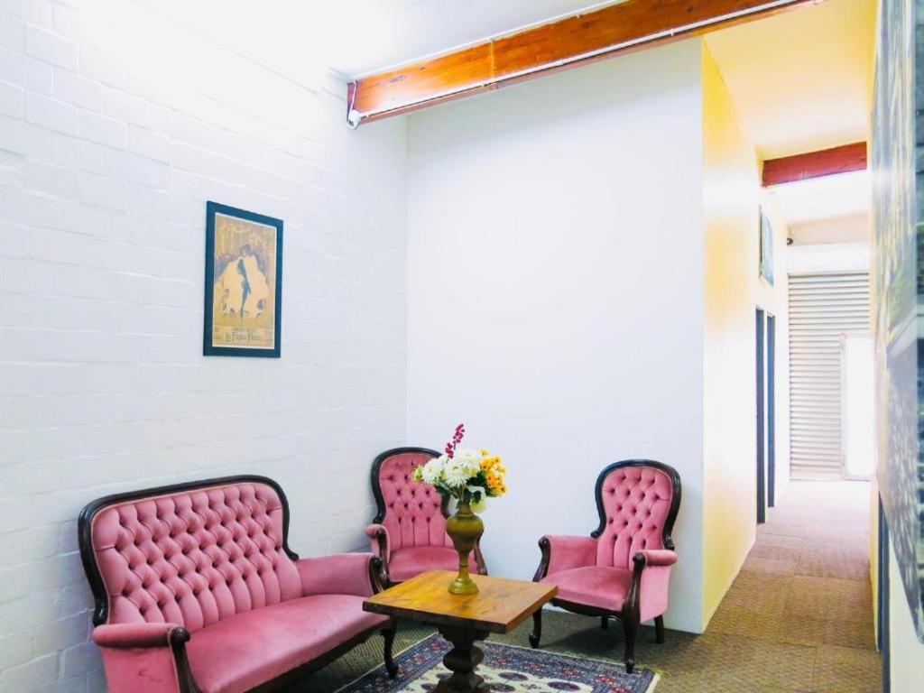 33 Goulborn Street Goodwood Hotel Cape Town Exterior photo